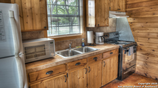 90 Johnny Seibert Ln, Leakey, Texas image 14