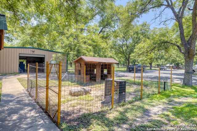 90 Johnny Seibert Ln, Leakey, Texas image 24