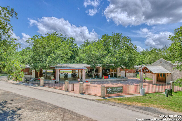 90 Johnny Seibert Ln, Leakey, Texas image 32