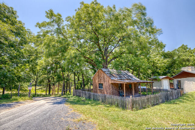 90 Johnny Seibert Ln, Leakey, Texas image 38