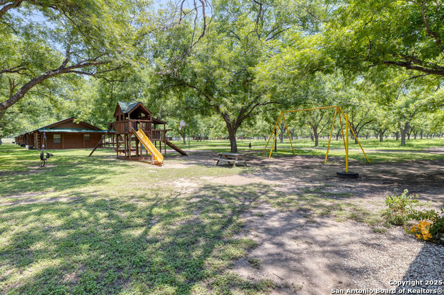 90 Johnny Seibert Ln, Leakey, Texas image 42
