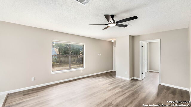 800 Meadow Dale, Converse, Texas image 5