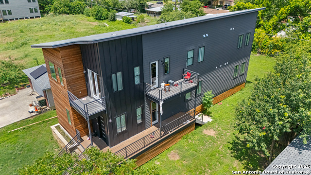 623 Sturgeon, San Marcos, Texas image 2