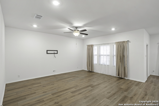 6731 Shiraz Way, Converse, Texas image 13