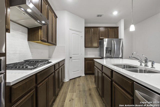 6731 Shiraz Way, Converse, Texas image 7
