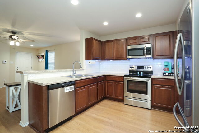 13131 Heathers Mist, Saint Hedwig, Texas image 10