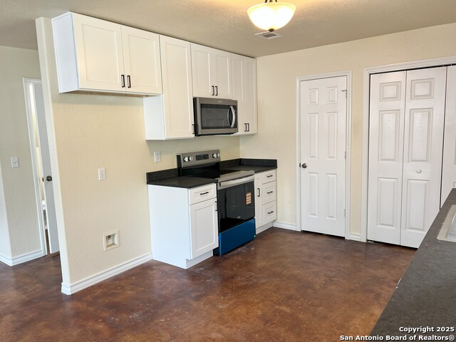 807 Heinen, Bandera, Texas image 7