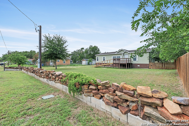 1305 5th, Floresville, Texas image 1