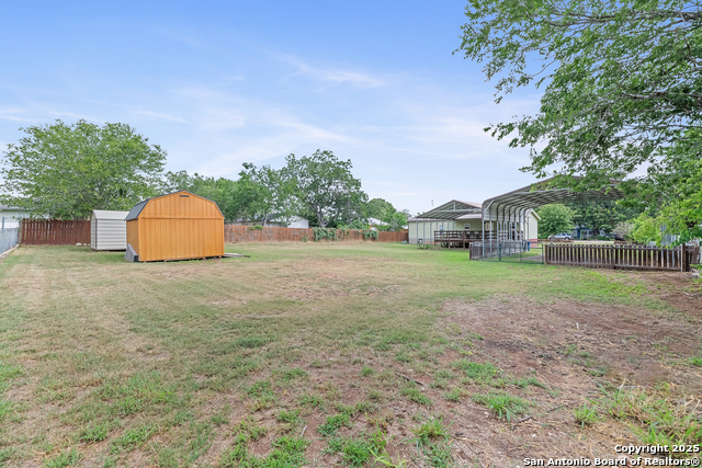 1305 5th, Floresville, Texas image 15