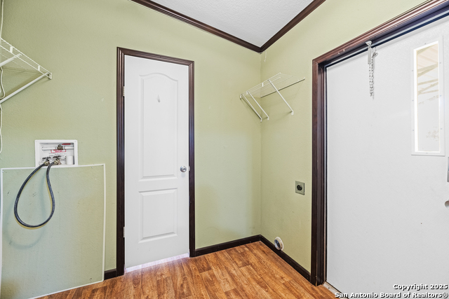 1305 5th, Floresville, Texas image 27
