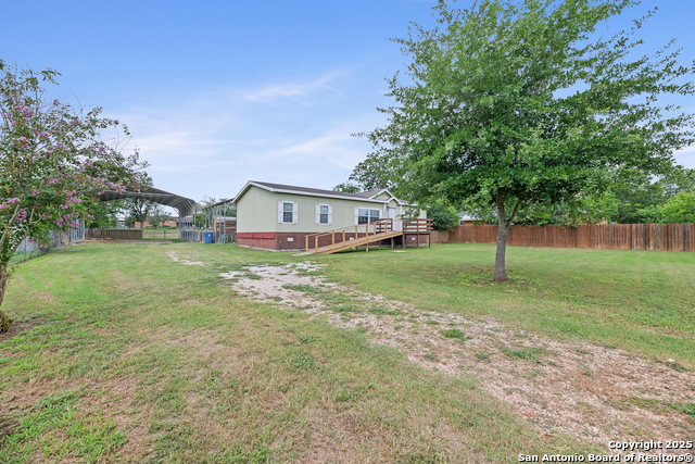 1305 5th, Floresville, Texas image 9