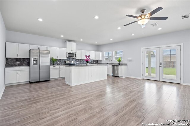 8524 Ventura Boulevard, Selma, Texas image 12