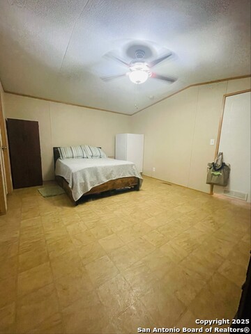 102 4th, Natalia, Texas image 12