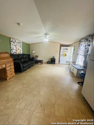 102 FOURTH ST & 20010 Fm 471 S, Natalia, Texas image 11