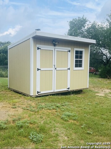 102 FOURTH ST & 20010 Fm 471 S, Natalia, Texas image 20