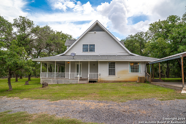 2981 Vivroux Ranch Road, Seguin, Texas image 11