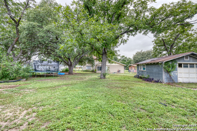758 N High, Uvalde, Texas image 15