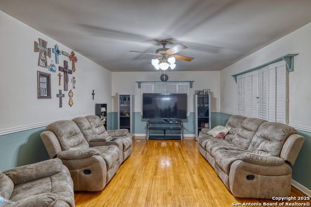 758 N High, Uvalde, Texas image 4