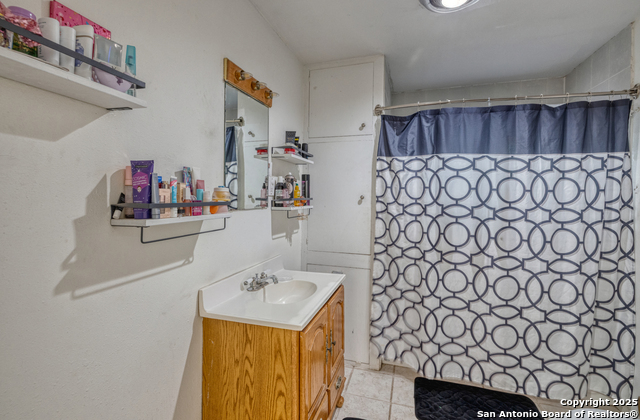 758 N High, Uvalde, Texas image 8