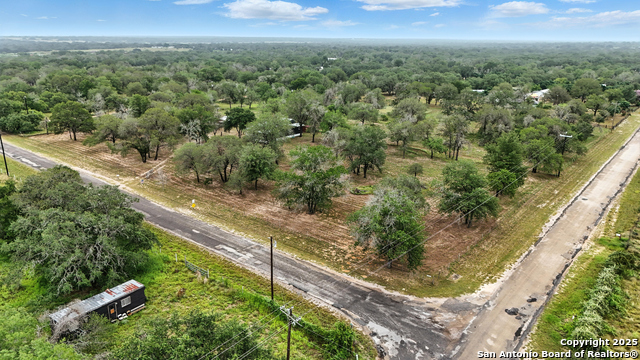 125 County Road 6814, Natalia, Texas image 23