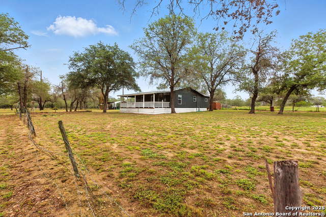 125 County Road 6814, Natalia, Texas image 8