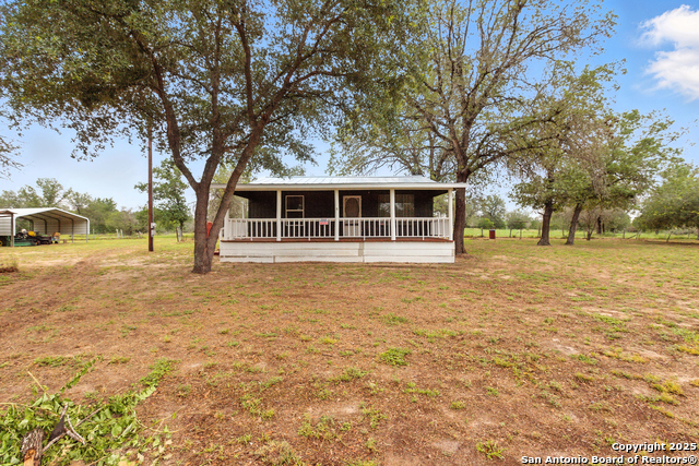125 County Road 6814, Natalia, Texas image 9