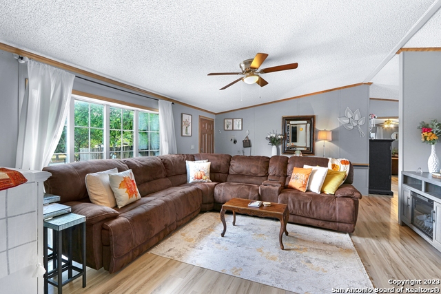 2681 Crazyhorse Pass, Austin, Texas image 10