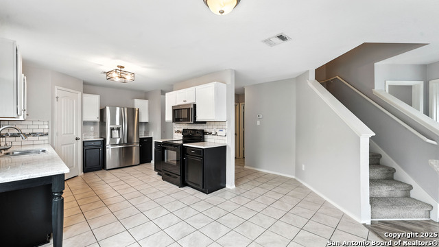 912 Bexley, Seguin, Texas image 11