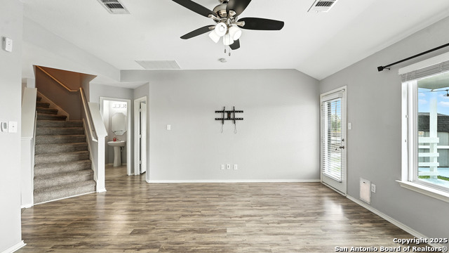 912 Bexley, Seguin, Texas image 7