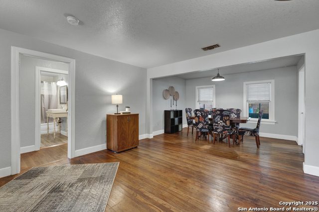 238 Short Avenue, Seguin, Texas image 10