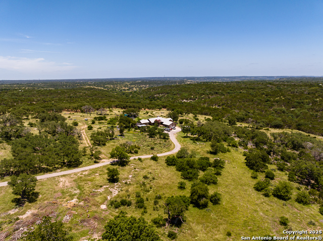 190 Jones, Kerrville, Texas image 1