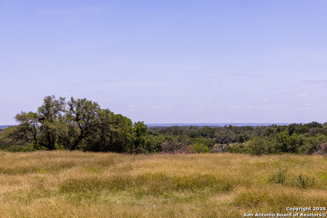 190 Jones, Kerrville, Texas image 7