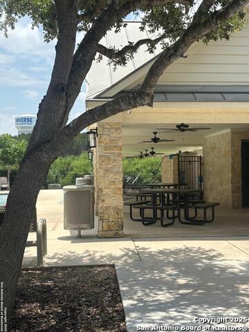 9511 Madison Crk, Converse, Texas image 16