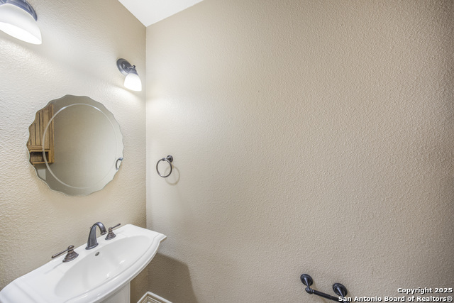 149 Legacy Trace, La Vernia, Texas image 25