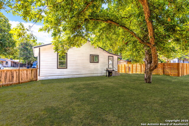 465 E Mather, New Braunfels, Texas image 10