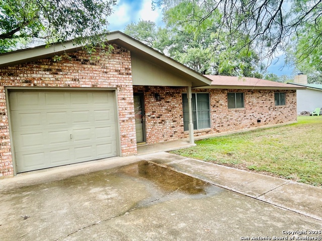 204 Skylark Dr., Fredericksburg, Texas image 5