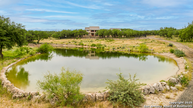 1305 Camino Real, Junction, Texas image 4