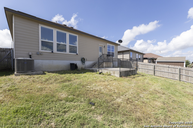 521 Landmark Bluff, Cibolo, Texas image 26