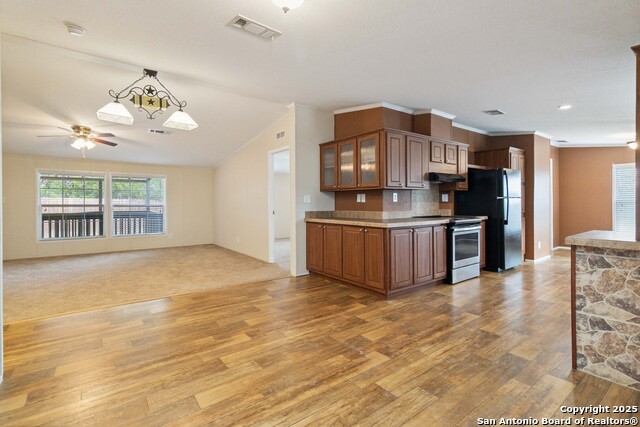 279 Ute, Bandera, Texas image 10