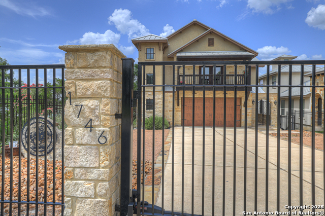 1746 Stagecoach, Canyon Lake, Texas image 2