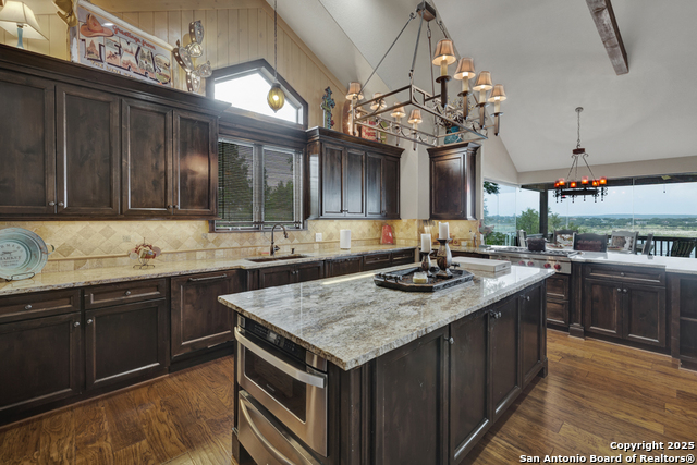 1746 Stagecoach, Canyon Lake, Texas image 32