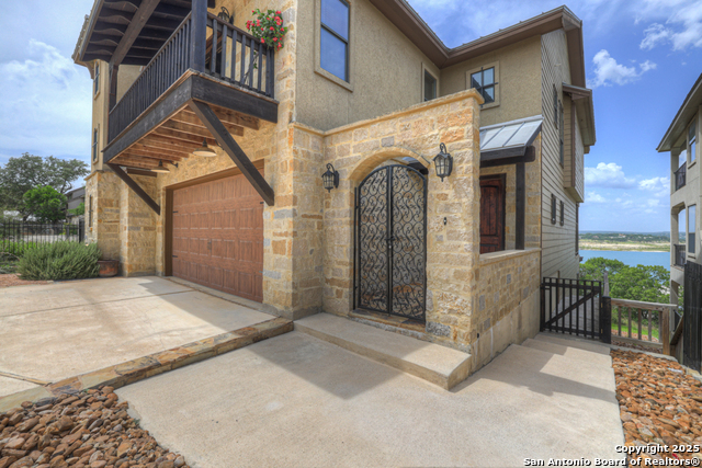 1746 Stagecoach, Canyon Lake, Texas image 5