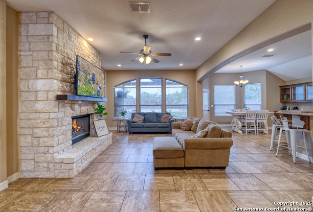 2500 Garner Field Rd, Uvalde, Texas image 5