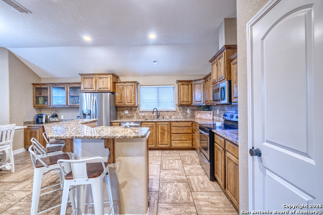 2500 Garner Field Rd, Uvalde, Texas image 8