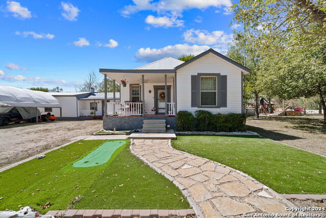 1206 Haeckerville Rd, Cibolo, Texas image 1