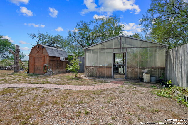 1206 Haeckerville Rd, Cibolo, Texas image 10