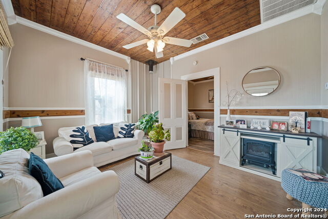 1206 Haeckerville Rd, Cibolo, Texas image 17