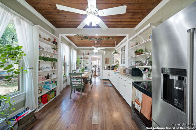 1206 Haeckerville Rd, Cibolo, Texas image 19