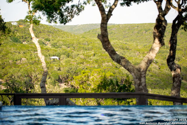 1382 Qappuella, Canyon Lake, Texas image 3