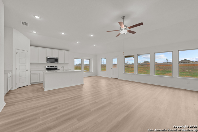 1141 Limestone Ridge, Seguin, Texas image 6